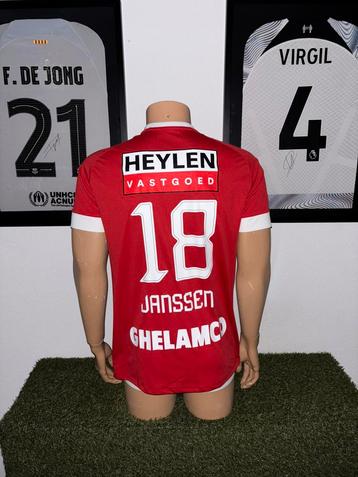 Royal Antwerpen FC thuisshirt 2022-2023 Janssen  beschikbaar voor biedingen