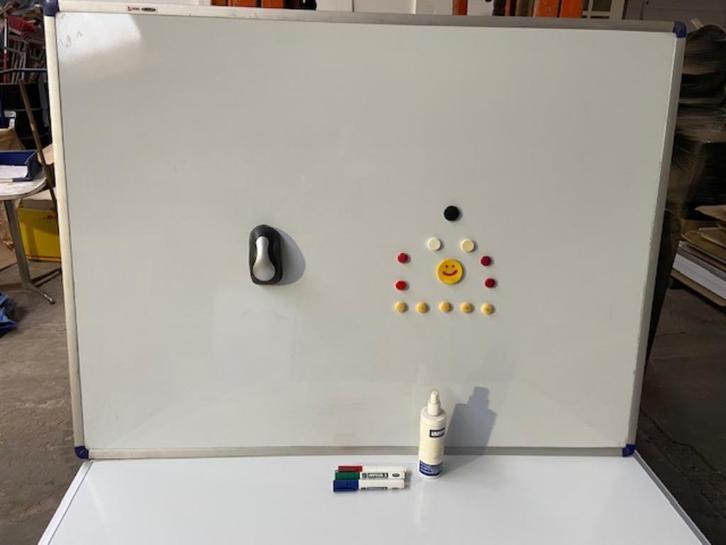 DIVERSE WHITEBOARDS GEEMAILLEERD 1200 X 900 mm, Huis en Inrichting, Woonaccessoires | Memoborden, Gebruikt, Magneetbord, Ophalen