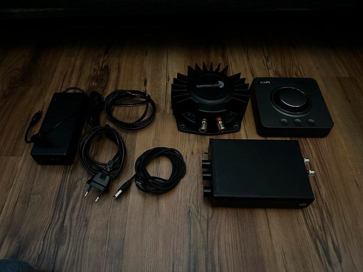 Simracing haptic system, Computers en Software, Overige Computers en Software, Zo goed als nieuw, Ophalen of Verzenden