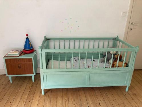 Babybed peuterbed en kastje, Kinderen en Baby's, Kinderkamer | Bedden, Gebruikt, Ophalen