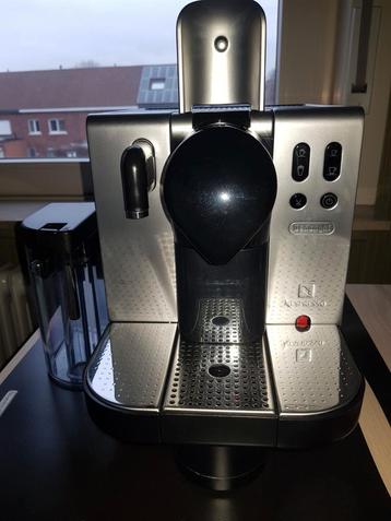 De Longhi Nespresso machine, Elektronische apparatuur, Koffiezetapparaten, Ophalen of Verzenden, Gebruikt