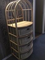 Kastje en stoel, Ophalen, Zo goed als nieuw