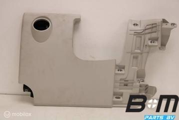 Dashboard bekleding links onder VW E-Up! beschikbaar voor biedingen