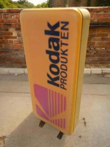 Grote en dubbelzijdige lichtbak reclame Kodak Producten📸