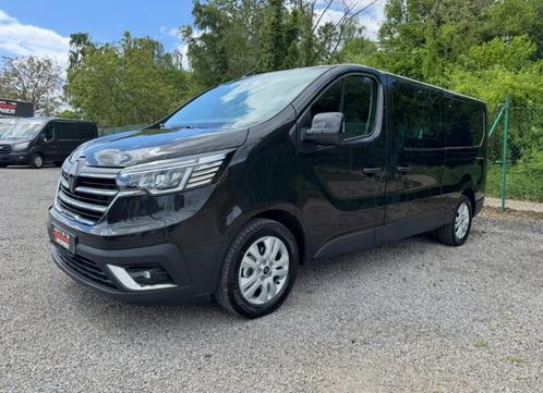 Renault Trafic 2.0 // L2 // 150 Pk // 6 Seats // Automaat //, Auto's, Bestelwagens en Lichte vracht, Bedrijf, Te koop, 360° camera
