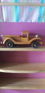 voiture bois 18 cm, Hobby en Vrije tijd, Modelauto's | Overige schalen, Ophalen, Zo goed als nieuw, Auto