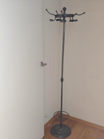 Massief Metalen Kapstok–Industrieel Design/metal Coat stand beschikbaar voor biedingen