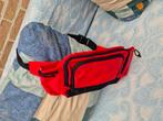 Rode rugzak uit waterdichte stof- stevig en kwaliteitvol, Ophalen of Verzenden, Zo goed als nieuw