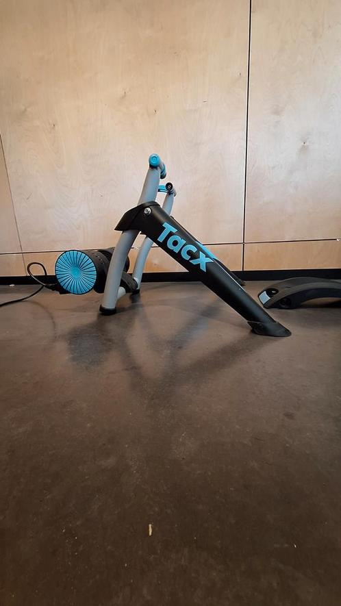 Tacx i-Genius T2020 indoor fietstrainer, Sport en Fitness, Wielrennen, Zo goed als nieuw, Ophalen