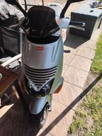 Aprilia sr 125 cc leonardo, Motoren, Motoren | Aprilia, Scooter, Particulier, 125 cc, 11 kW of minder
