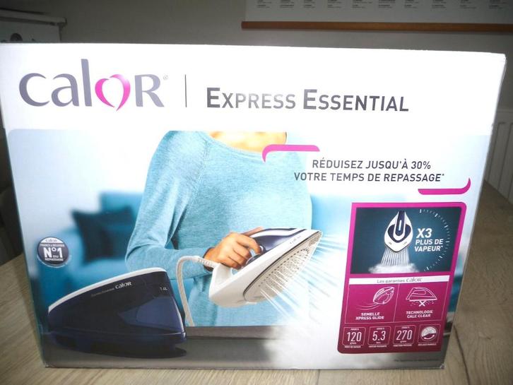 CALOR Express Essential SV6116C0 - NEUF, Electroménager, Fers à repasser & Planches à repasser, Neuf, Fer à repasser avec cordon