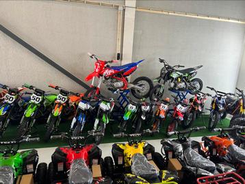 Nieuwe elektrische en benzine crossers en quads enz beschikbaar voor biedingen