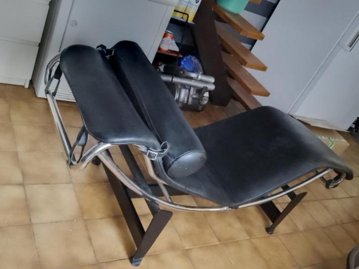 mooie ligzetel zwart verstelbaar, Huis en Inrichting, Zetels | Zetels en Chaises Longues, Gebruikt, Eenpersoons, Leer, Metaal