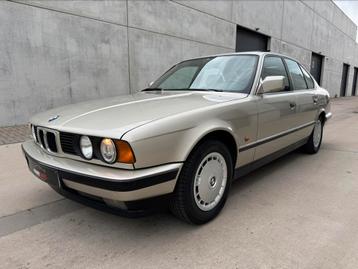 BMW 520i E34 6 Cilinder * Airco * Old-Timer *, Auto's, BMW, Automaat, Achterwielaandrijving, Beige, Beige