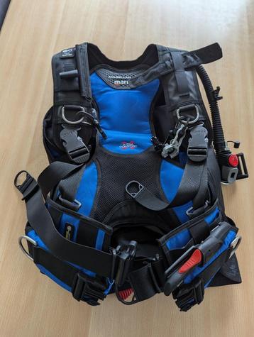 Mares wing trimvest en extra accessoires (Maat: M) beschikbaar voor biedingen