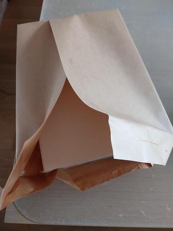 Rame (500 f) papier couleur  beschikbaar voor biedingen