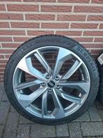 Originele Audi Q2 sport 19 inch velgen met winterbanden 8mm, Auto-onderdelen, Banden en Velgen, Ophalen, 19 inch, Winterbanden
