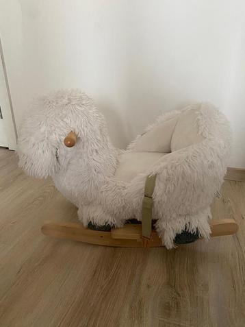 Schommelschaap beschikbaar voor biedingen