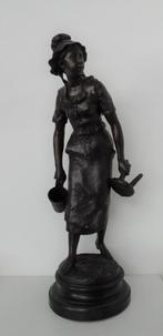 HENRI WEISSE ZAMAC GRANDE figurine MILK GIRL ANTIQUE figurin, Antiquités & Art, Enlèvement