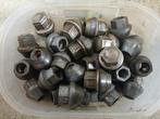 Volvo wielmoeren 30-35 stuks, Ophalen of Verzenden, Gebruikt, Volvo