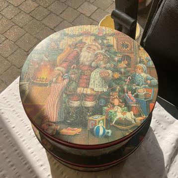Prachtig set (2st) grote ronde Kerstblikken  beschikbaar voor biedingen