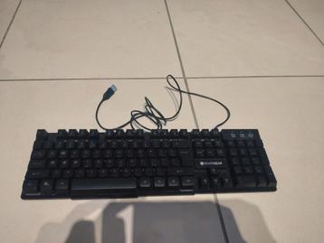 Toetsenbord qwerty beschikbaar voor biedingen