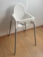 Kinderstoel met veiligheidsriempje IKEA wit/zilver, Kinderen en Baby's, Kinderstoelen, Ophalen, Zo goed als nieuw