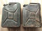 2 Engelse jerrycans 1943 & 1945, Verzamelen, Ophalen of Verzenden, Landmacht, Overige typen