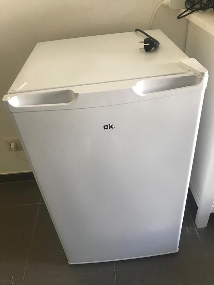 OK. diepvries te koop, Elektronische apparatuur, Vriezers en Diepvrieskisten, Zo goed als nieuw, Vrijstaand, Vrieskast, 160 cm of meer