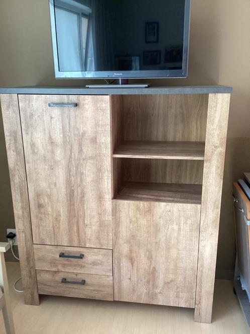 Mooie houten kast, Huis en Inrichting, Kasten | Boekenkasten, Zo goed als nieuw, Met lade(s), Met deur(en), Met plank(en), Ophalen of Verzenden