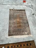 Lot van4 tapijten 1 zijden tapijt, Huis en Inrichting, Stoffering | Tapijten en Vloerkleden, Ophalen, Gebruikt