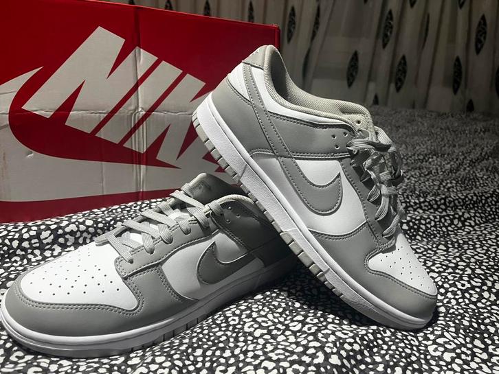Nike Dunk Low Grey, Kleding | Heren, Schoenen, Nieuw, Sneakers, Wit, Ophalen of Verzenden