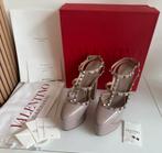 Valentino studded high heels maat 38, Ophalen, Zo goed als nieuw, Pumps