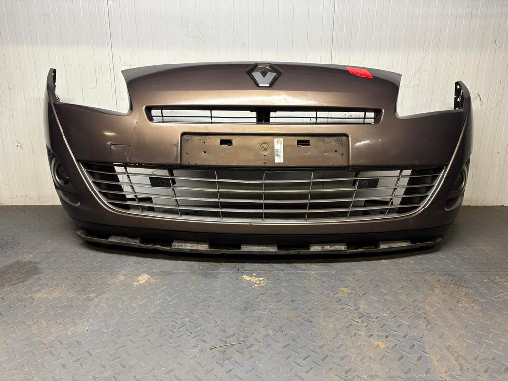 PARE-CHOCS AVANT RENAULT SCENIC 2012, Autos : Pièces & Accessoires, Carrosserie & Tôlerie, Renault, Avant, Enlèvement