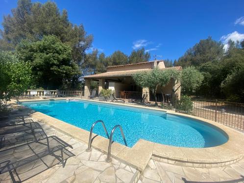 LOCATION PROVENCE 5 PERS PISCINE TENNIS PÉTANQUE, Vakantie, Vakantiehuizen | Frankrijk, Provence en Côte d'Azur, Landhuis of Villa
