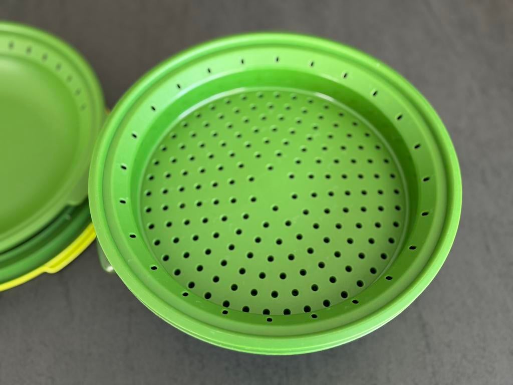 Passoire Tupperware Pour Cuit-Vapeur Micro Vap – Insert Violet, Occasion Bon État, Cuisine Pratique