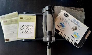 Sizzix Big Shot A5 + toebehoren, Enlèvement, Comme neuf, Outillage ou Accessoires