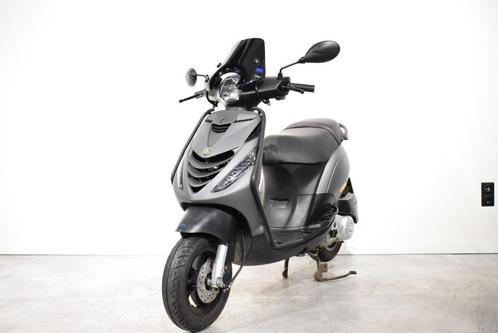 Piaggio Zip SP-Line | A-Klasse | 2021 | 2800km, Vélos & Vélomoteurs, Scooters | Piaggio, Comme neuf, Zip, Classe A (25 km/h), Essence
