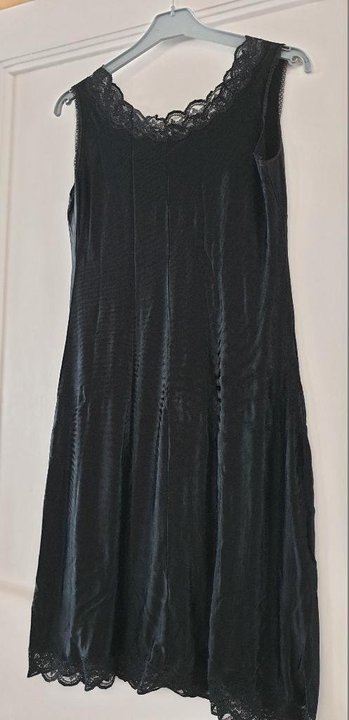 Combinaison noire/dentelle - Taille 42, Vêtements | Femmes, Combinaisons, Comme neuf, Taille 42/44 (L), Noir, Enlèvement ou Envoi