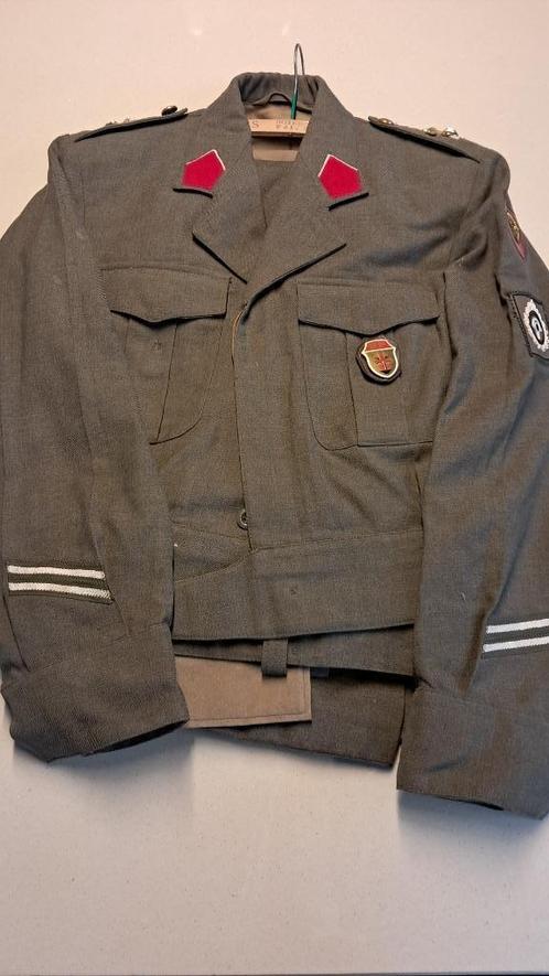 BELGIQUE - ABL - UNIFORME POLICE MILITAIRE 1967/1969/1973, Verzamelen, Militaria | Algemeen, Landmacht, Kleding of Schoenen, Ophalen of Verzenden