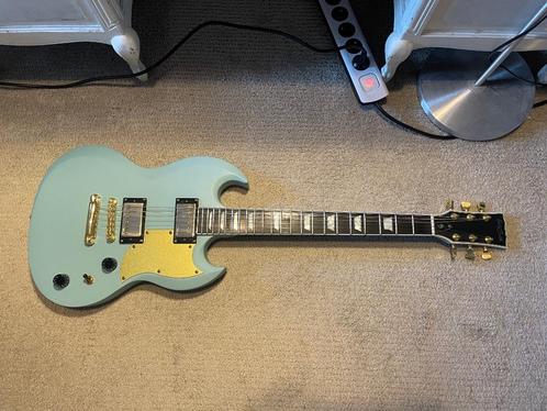 Harley Benton DC-LTD Gotoh Daphne Blue, Muziek en Instrumenten, Snaarinstrumenten | Gitaren | Elektrisch, Zo goed als nieuw, Solid body
