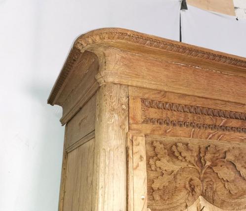 Prachtige Antieke Franse Bruidskast in BLANKE eik, Antiek en Kunst, Antiek | Meubels | Kasten, Ophalen