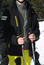 Ski jas zwart, gele ritsen CM7 maat 50    leeftijd 15 jaar, Sport en Fitness, Skiën en Langlaufen, Ophalen, Ski