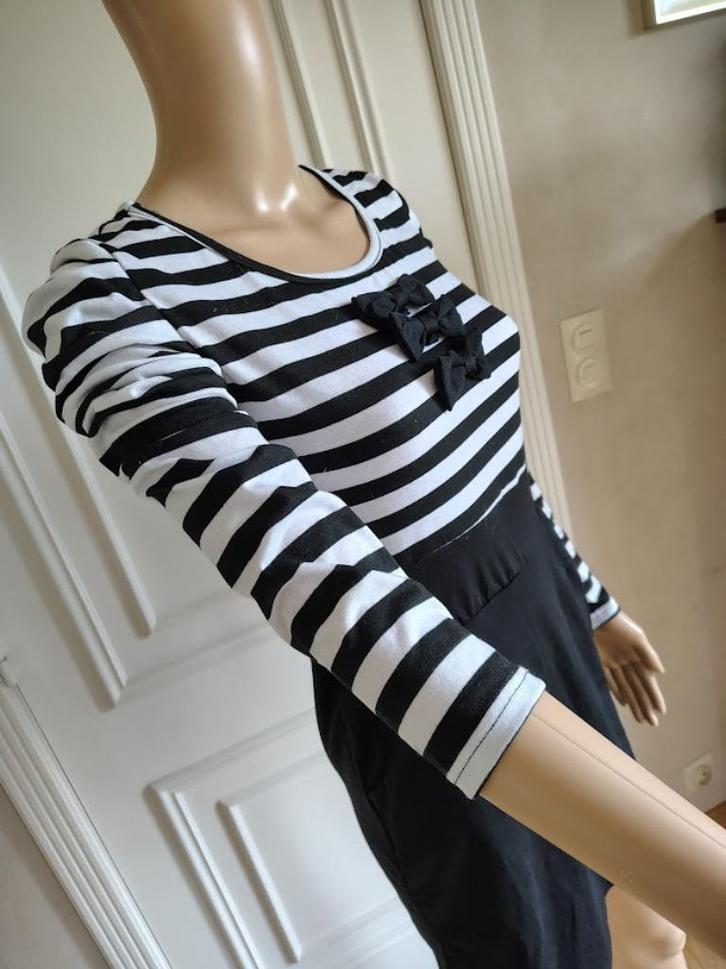 super leuk kleedje met strikjes vooraan, Kleding | Dames, Jurken, Nieuw, Maat 36 (S), Knielengte, Verzenden