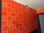 Wandtegel - oranje/rood met motief, Doe-het-zelf en Bouw, Ophalen, Gebruikt, Keramiek, Wandtegels