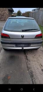 Peugeot 306 1.8 benzin, Autos, Peugeot, Argent ou Gris, Achat, Vitres électriques, Noir