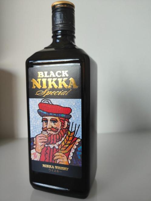 Nikka Special Black Blended Whisky japonais 720ml 42%, Collections, Vins, Neuf, Autres types, Autres régions, Pleine, Enlèvement ou Envoi