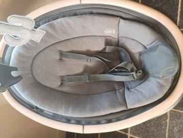 Maxi-Cosi Swing Cassia Beyond Graphite Eco

 beschikbaar voor biedingen