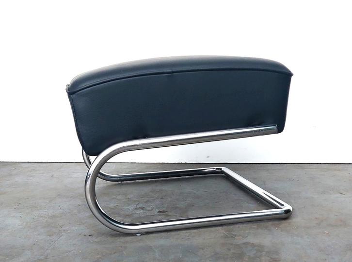 Pouf/tabouret Thonet S411 | état de fonctionnement, Maison & Meubles, Canapés | Repose-pieds & Poufs, Utilisé, Carré, Cuir, Métal