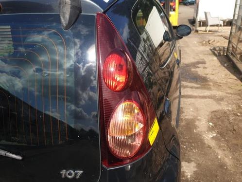 Achterlicht rechts van een Peugeot 107, Auto-onderdelen, Verlichting, Peugeot, Gebruikt, 3 maanden garantie, Ophalen of Verzenden